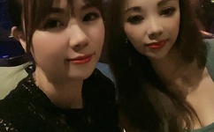 从客厅到卧室一路上做